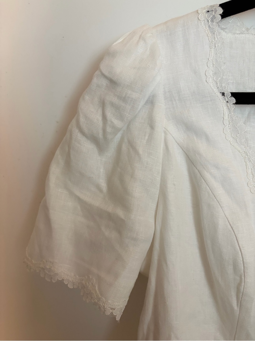 Reformation Cream Scoop Neck Linen Button-Up Blouse - Picture 4 of 7